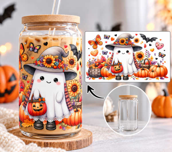 Halloween UV-DTF wrap voor canned glas met een schattig heksenspookje, zonnebloemen, pompoenen en herfstbladeren